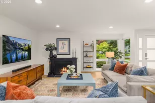 19025 Indian Springs Circle, Lake Oswego, OR 97035 - Photo 6