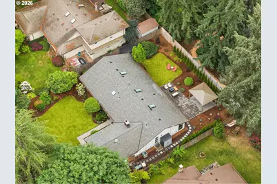 19025 Indian Springs Cir, Lake Oswego, OR 97035 - Photo 36