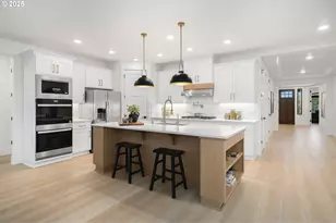 818 NW 173rd Circle, Ridgefield, WA 98642 - Photo 16