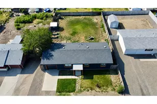 3105 E St, Baker City, OR 97814 - Photo 2
