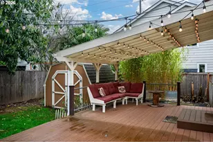 8265 N Fiske Ave, Portland, OR 97203 - Photo 24