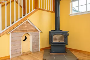 8265 N Fiske Ave, Portland, OR 97203 - Photo 6