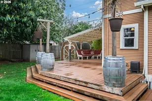 8265 N Fiske Ave, Portland, OR 97203 - Photo 24