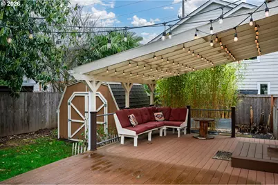 8265 N Fiske Ave, Portland, OR 97203 - Photo 24