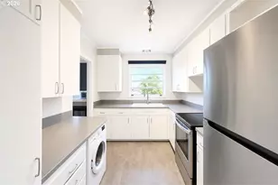 6728 NE Hancock St, Portland, OR 97213 - Photo 6