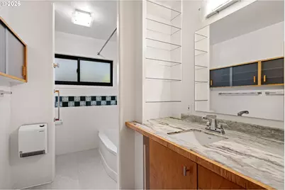 75 W 35th Pl, Eugene, OR 97405 - Photo 24