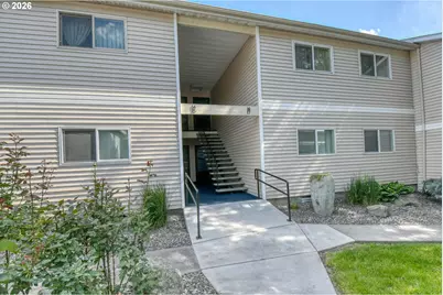 1900 NW Carden Ave #16, Pendleton, OR 97801 - Photo 2