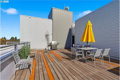 900 NE 81st Ave #402, Portland, OR 97213 - Photo 26
