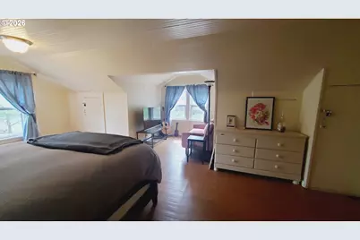 402 SE 75th Ave, Portland, OR 97215 - Photo 20