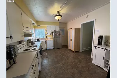 402 SE 75th Ave, Portland, OR 97215 - Photo 16