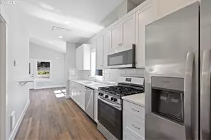 333 SE Oar Ave, Lincoln City, OR 97367 - Photo 4