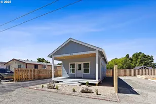 333 SE Oar Ave, Lincoln City, OR 97367 - Photo 24