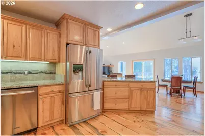 17879 Kodiak Ln, Bend, OR 97707 - Photo 12