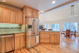17879 Kodiak Ln, Bend, OR 97707 - Photo 12