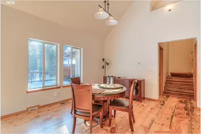 17879 Kodiak Ln, Bend, OR 97707 - Photo 8