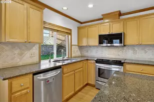 14923 NW Fawnlily Dr, Portland, OR 97229 - Photo 12