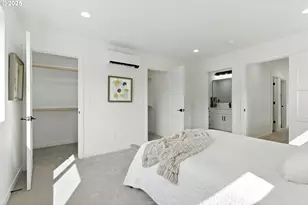 6888 SE Lamphier St, Milwaukie, OR 97222 - Photo 16