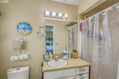 7491 SE La Paz St, Milwaukie, OR 97267 - Photo 18