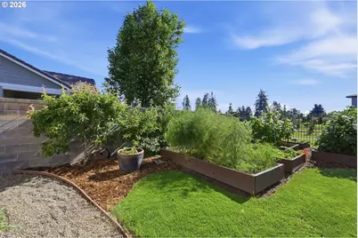 478 Pebble Beach Dr, Creswell, OR 97426 - Photo 34