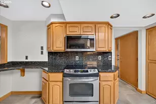 3038 SE Rood Ct, Hillsboro, OR 97123 - Photo 20