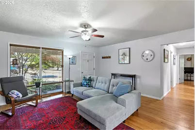 2418 NE 137th Ave, Portland, OR 97230 - Photo 6