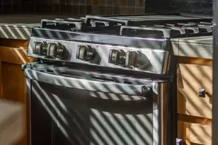 8139 NE Rockne Way, Hillsboro, OR 97006 - Photo 12