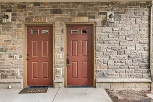 8139 NE Rockne Way, Hillsboro, OR 97006 - Photo 4