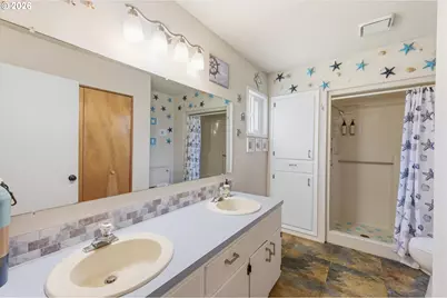 5146 NW Jetty Ave, Lincoln City, OR 97367 - Photo 22