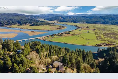 770 18th Ave, Coos Bay, OR 97420 - Photo 48