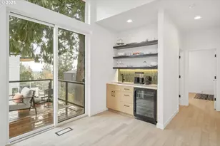 11504 NW Damascus St, Portland, OR 97229 - Photo 12