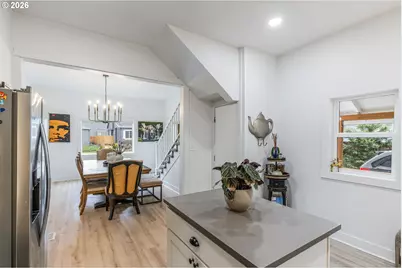 8007 N Hudson St, Portland, OR 97203 - Photo 10