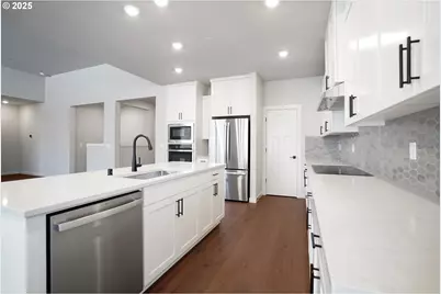 5505 N 87th Ave, Camas, WA 98607 - Photo 10