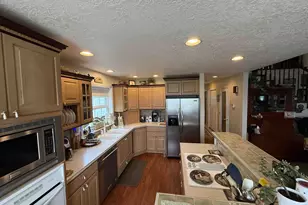 33174 Langmack Rd, Lebanon, OR 97355 - Photo 10
