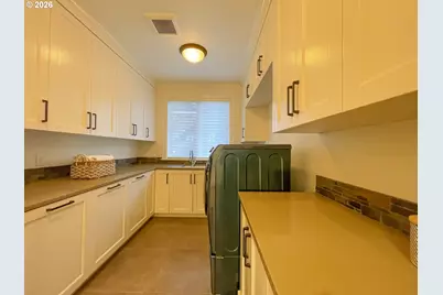 13648 Goodall Rd, Lake Oswego, OR 97034 - Photo 22