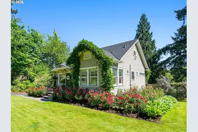 3409 SE Aldercrest Rd, Milwaukie, OR 97222 - Photo 2