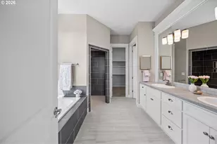 12541 SE Hadeed Dr, Happy Valley, OR 97086 - Photo 36