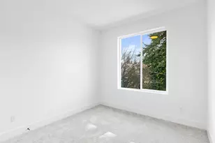 9560 N Buchanan Ave, Portland, OR 97203 - Photo 10