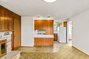 2434 14th Pl, Springfield, OR 97477 - Photo 10