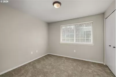 11885 SE Pine St, Portland, OR 97216 - Photo 16