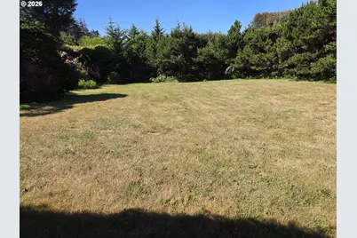 95010 Greggs Creek Rd, Gold Beach, OR 97444 - Photo 16