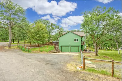 4291 Pioneer Rd, Medford, OR 97501 - Photo 38