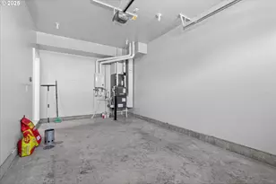 585 Baker St, Baker City, OR 97814 - Photo 12