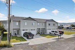 585 Baker St, Baker City, OR 97814 - Photo 2