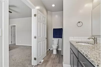 585 Baker St, Baker City, OR 97814 - Photo 32