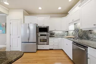 2246 St Moritz Loop, West Linn, OR 97068 - Photo 16