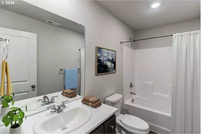 663 Minnesota St, Lebanon, OR 97355 - Photo 12