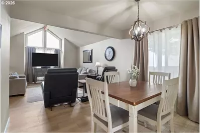 2577 NW Ptarmigan St, Salem, OR 97304 - Photo 10