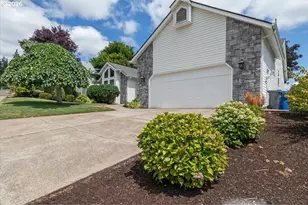 2577 NW Ptarmigan St, Salem, OR 97304 - Photo 4