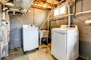 1610 NE 13th St, Lincoln City, OR 97367 - Photo 28