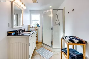 1610 NE 13th St, Lincoln City, OR 97367 - Photo 20